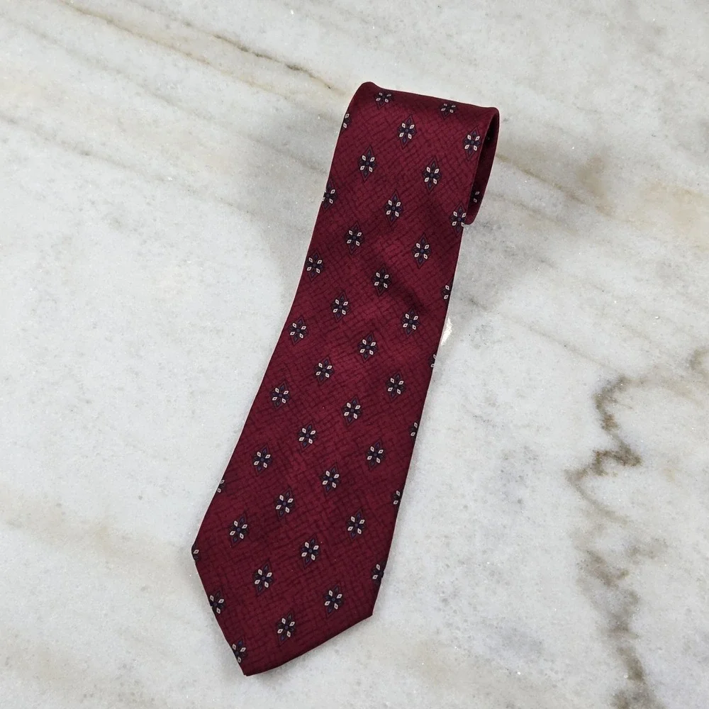 Italian Silk Tie Burgundy Diamond Floral Medallion Foulard Retro Dark Academia